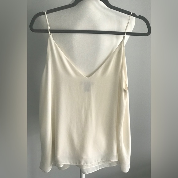 H&M Ladies V-Neck Top - Size 10 - Picture 4 of 4